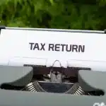 how does tax return work in australia